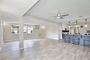 780 N Kentucky Ave, Umatilla, FL 32784 - Photo 10