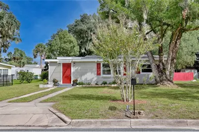 780 N Kentucky Avenue, Umatilla, FL 32784 - Photo 2