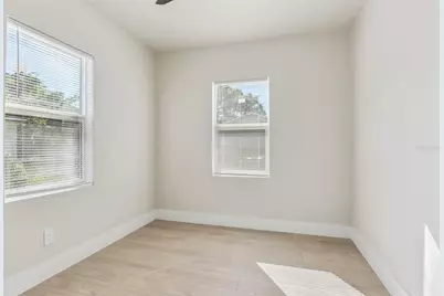 2001 37th Street S, Saint Petersburg, FL 33711 - Photo 20