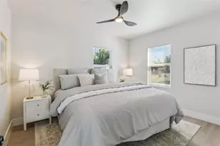 2001 37th St S, Saint Petersburg, FL 33711 - Photo 18
