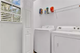 920 Las Fuentes Dr, Kissimmee, FL 34746 - Photo 14