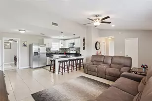 2451 Candlewick St, Deltona, FL 32738 - Photo 4