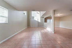 9820 Fairway Cove Ln, Plantation, FL 33324 - Photo 8