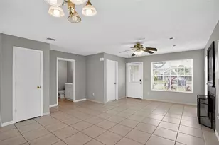 1139 Chambord Ct, Orlando, FL 32825 - Photo 4