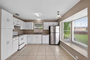 1139 Chambord Ct, Orlando, FL 32825 - Photo 12