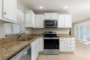 8314 Calais Cir, Orlando, FL 32825 - Photo 10