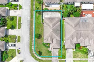 2784 Alexander Dr, Clearwater, FL 33763 - Photo 2