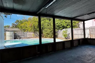 2506 Martinwood Dr, Orlando, FL 32808 - Photo 4