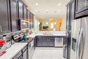 2640 Giardino Loop, Kissimmee, FL 34741 - Photo 10