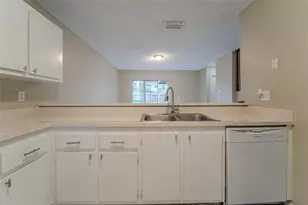 4201 NW 120th Ln, Sunrise, FL 33323 - Photo 12