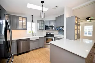 24841 Pine Hill, Leesburg, FL 34748 - Photo 10