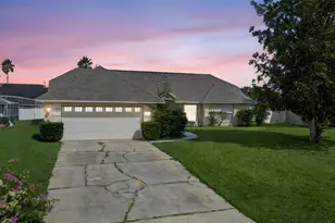 5632 Mandarin Ct, Davenport, FL 33896 - Photo 2