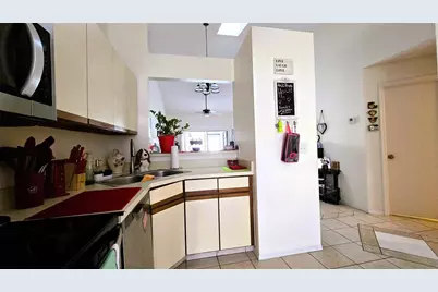 149 Lakepointe Circle, Kissimmee, FL 34743 - Photo 16