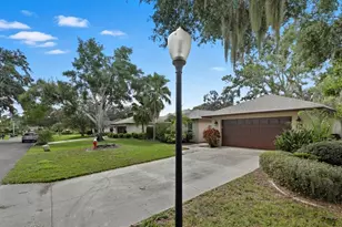 11 Huntley Ct, Haines City, FL 33844 - Photo 2