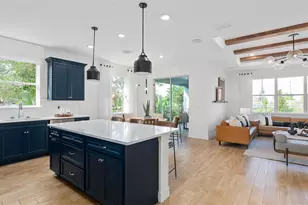 5676 Flame Vine Wy, Saint Cloud, FL 34771 - Photo 4