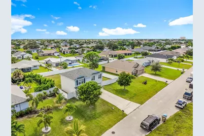 4413 SW 15th Place, Cape Coral, FL 33914 - Photo 6