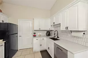 4416 Summerfield Ct, Pace, FL 32571 - Photo 10