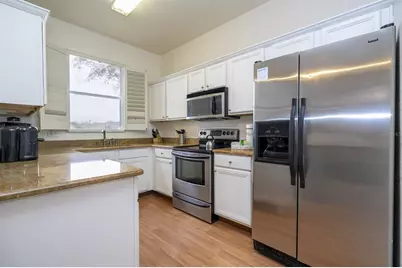 3132 Calabria Avenue, Davenport, FL 33897 - Photo 10