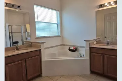 108 Crescent Moon Drive, Groveland, FL 34736 - Photo 18