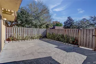 5341 Bamboo Ct, Orlando, FL 32811 - Photo 6