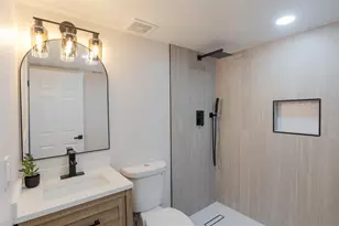 2037 Corner Tree Ct, Orlando, FL 32820 - Photo 10