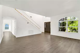 1010 Embrun Ct, Kissimmee, FL 34759 - Photo 8