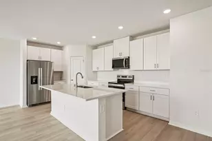 1808 Coolridge Pl, Zephyrhills, FL 33541 - Photo 6