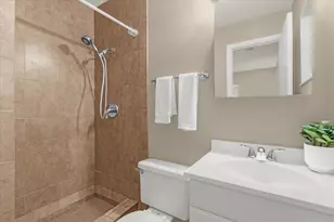 1108 Henry Balch Dr, Orlando, FL 32810 - Photo 18