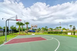 4738 Sleepy Hollow Dr, Kissimmee, FL 34746 - Photo 32