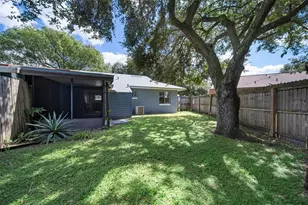 1498 Hendren Dr, Orlando, FL 32807 - Photo 46