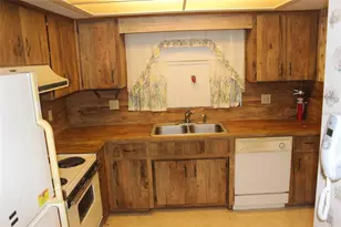 649 Broadmoor Cir, Winter Haven, FL 33884 - Photo 8