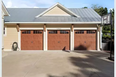 12943 SE Sunset Harbor Road, Weirsdale, FL 32195 - Photo 4