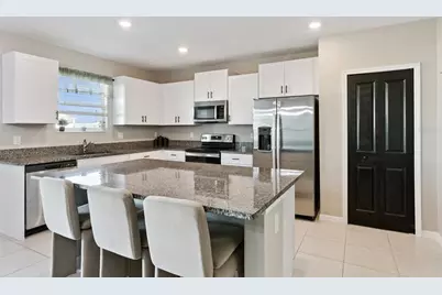 3523 Lounging Wren Lane, Bartow, FL 33830 - Photo 6