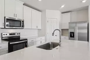 2703 Sedgefield Cir, Haines City, FL 33844 - Photo 14