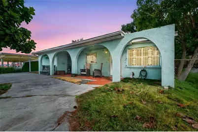 6207 Blossom Avenue, Tampa, FL 33614 - Photo 2