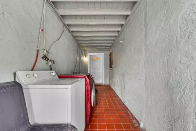 6207 Blossom Avenue, Tampa, FL 33614 - Photo 4