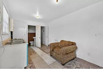 6207 Blossom Avenue, Tampa, FL 33614 - Photo 40