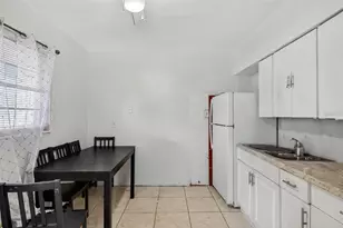 6207 Blossom Ave, Tampa, FL 33614 - Photo 30