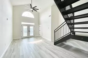 4221 W Spruce St, Tampa, FL 33607 - Photo 2