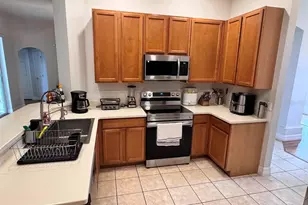 2629 Balmoral Ct, Kissimmee, FL 34744 - Photo 8