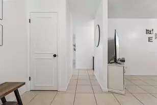 27922 Tammi Dr, Tavares, FL 32778 - Photo 8