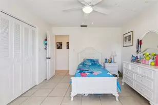 27922 Tammi Dr, Tavares, FL 32778 - Photo 24