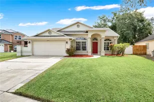 10805 Oak Glen Cir, Orlando, FL 32817 - Photo 2