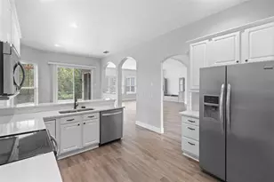 6807 Sylvan Woods Dr, Sanford, FL 32771 - Photo 18