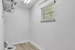 891 S Keller Rd, Orlando, FL 32810 - Photo 32