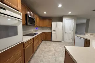 4506 Ross Lanier Ln, Kissimmee, FL 34758 - Photo 6