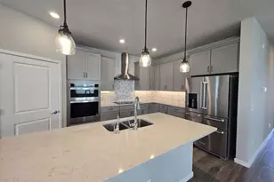 2610 Autumn Peace Dr, Kissimmee, FL 34744 - Photo 8