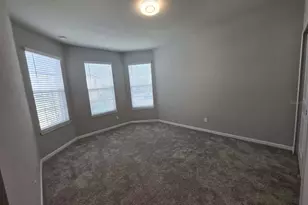 2610 Autumn Peace Dr, Kissimmee, FL 34744 - Photo 10