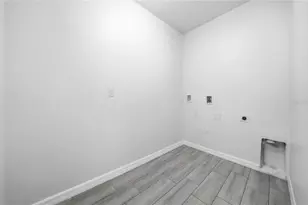 547 Hartford Hts St, Spring Hill, FL 34609 - Photo 18