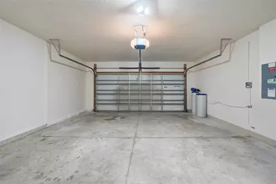 547 Hartford Heights Street, Spring Hill, FL 34609 - Photo 20